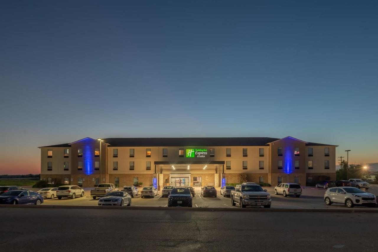 Express & N Waco Area - By Ihg West