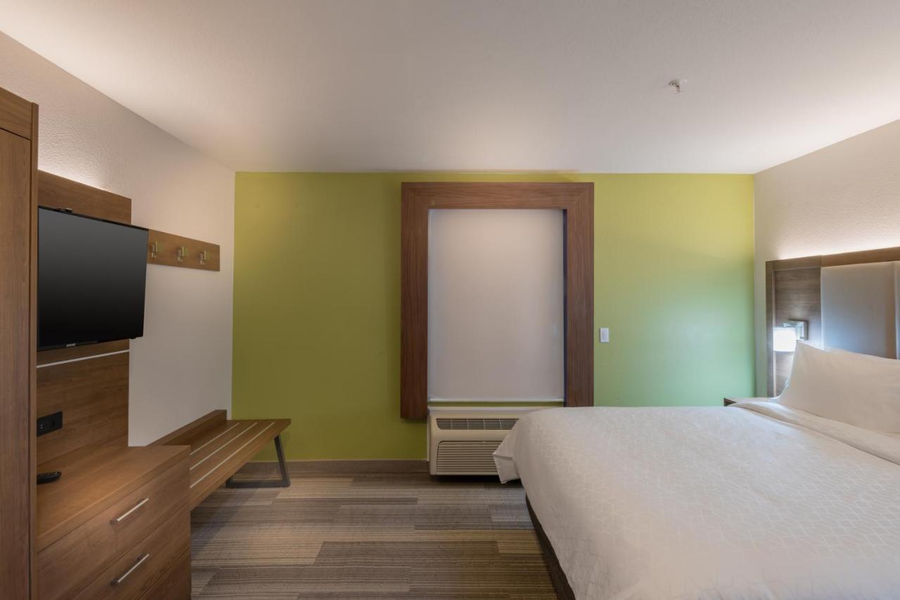 Hotel Express & N Waco Area - By Ihg West