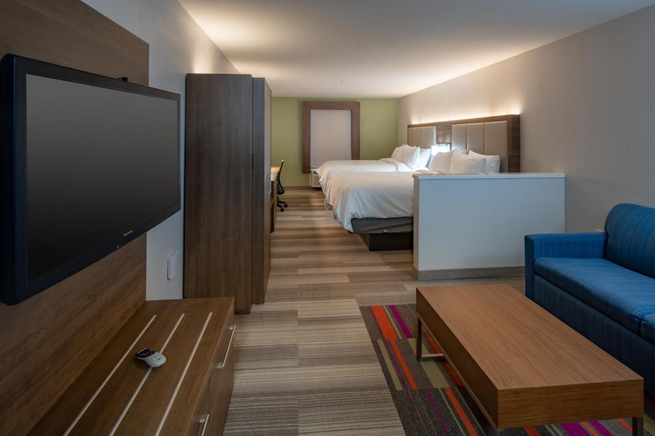 Express & N Waco Area - By Ihg