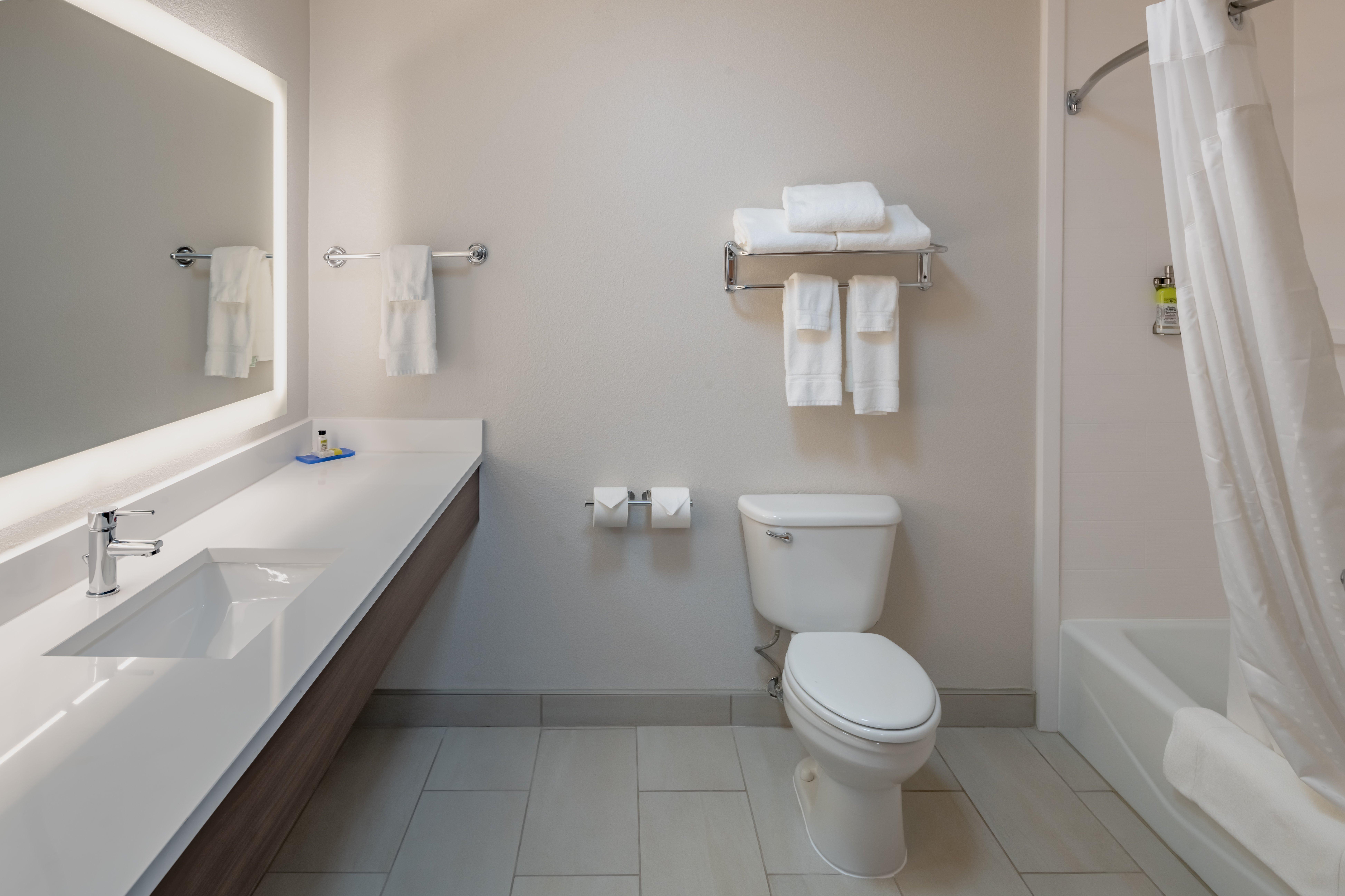 Express & N Waco Area - By Ihg Hotel 3*