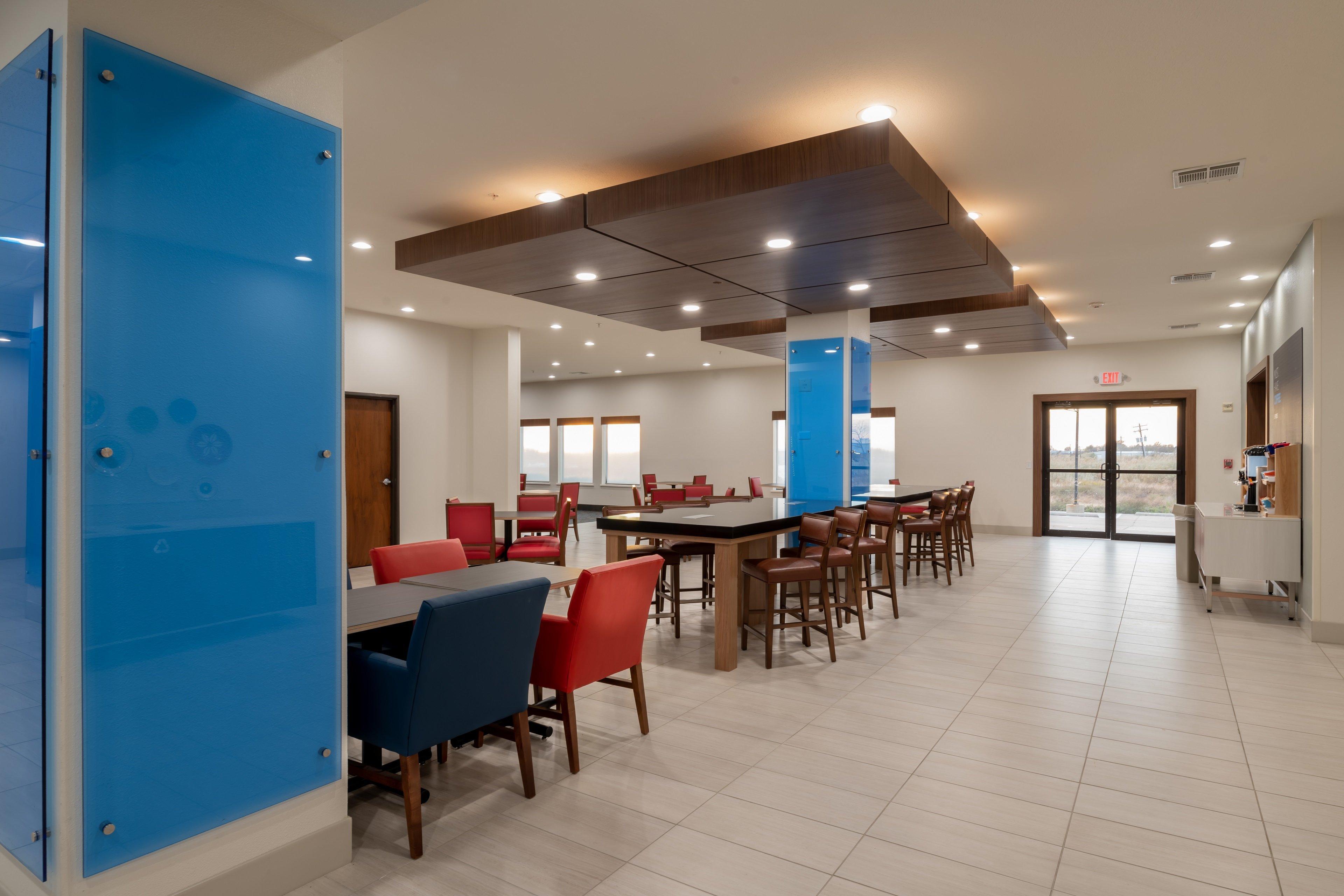 Hotel Express & N Waco Area - By Ihg West