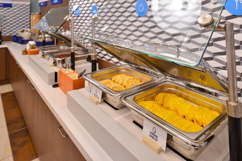 Express & N Waco Area - By Ihg Hotel 3*